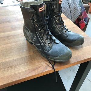 Wax coated waterproof Hunter boots. Size 12M